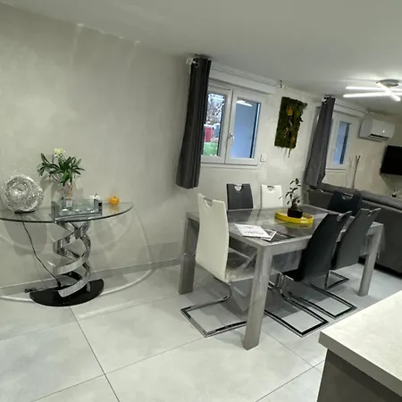 Appartement Le Nid D'Abeille Pour 2 Pers,2Spa,Belle Vue Avec Terrasse Gérardmer Exterior foto