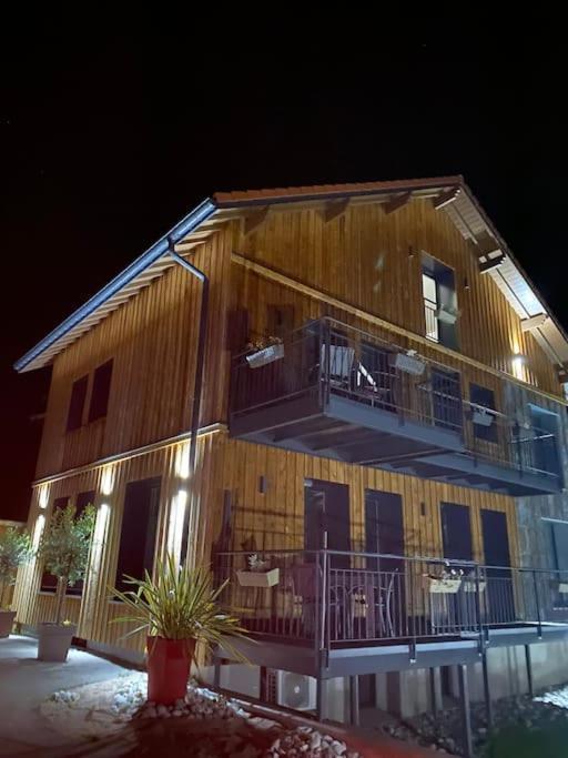 Apartment Le Nid D'abeille Pour 2 Pers,2spa,belle Vue Avec Terrasse
