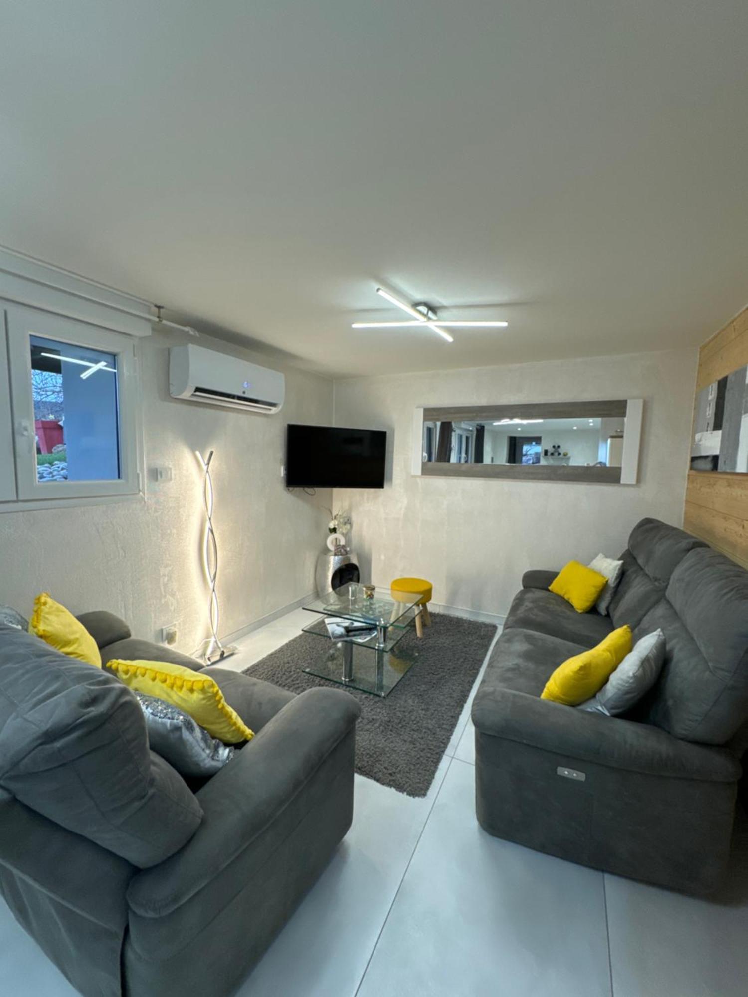 Apartment Le Nid D'abeille Pour 2 Pers,2spa,belle Vue Avec Terrasse